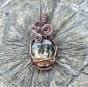 Agate Wire Wrapped Pendant